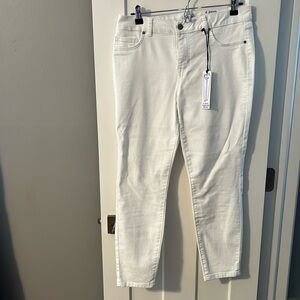 White Skinny ankle D. Jeans NWT SIZE 10
